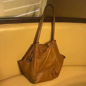 Leather MK tote bag good condition
